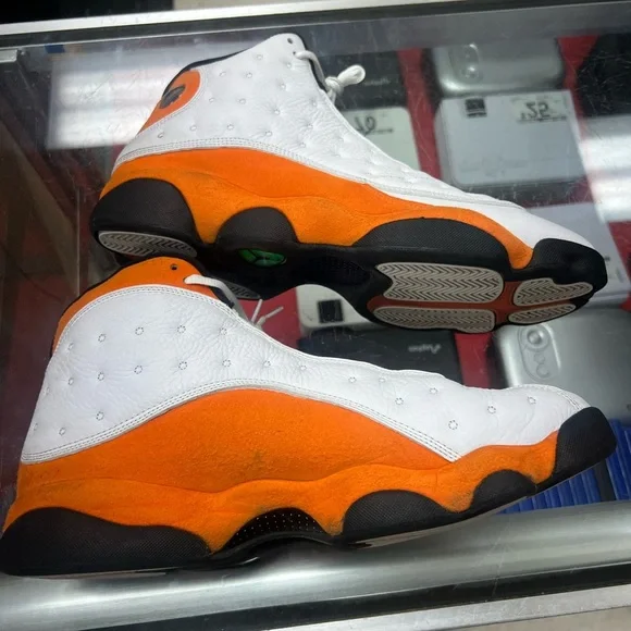 Jordan Athletic Shoes White and Orange Nike Air Jordan Retro 13 Star Fish Sz 14 - Picture 4 of 7